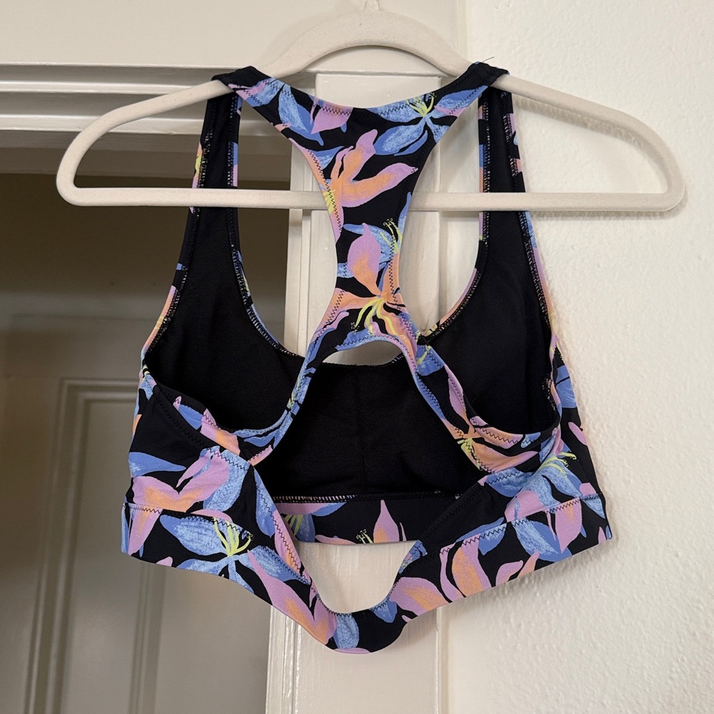 Roxy swim top - Picture 4 of 4